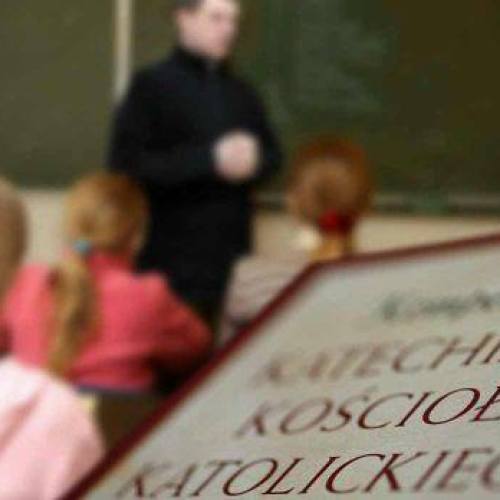 Czy będzie niższy wymiar godzin lekcji religii?